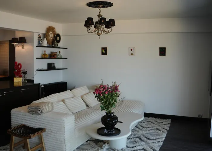 Frontal Sea View 아파트 *